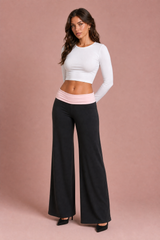 Pantalón marrón de pernera ancha y tiro bajo
