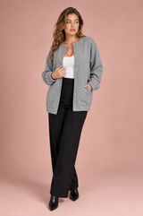Chaqueta gris semilarga holgada