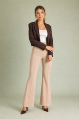 Pantalón talle alto micro acampanado