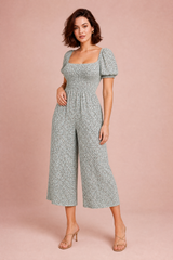 Mono floral con escote cuadrado