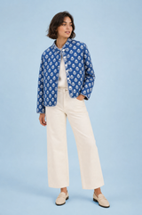 Chaqueta acolchada estampada con cuello alto