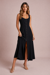 Vestido midi con escote cuadrado