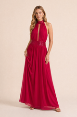 Vestido largo de cuello halter con espalda descubierta