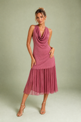 Vestido rosado drapeado sin mangas