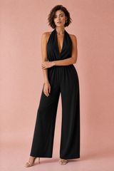 Combinación con cuello halter y espalda descubierta