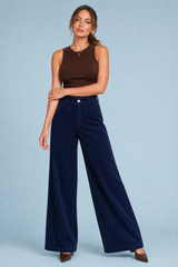 Pantalón de pana de pernera ancha y cintura alta