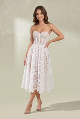 Vestido bustier de encaje