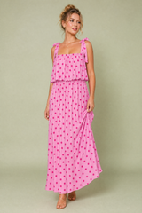 Vestido largo rosa de lunares