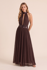 Vestido largo de cuello halter con espalda descubierta