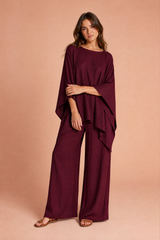 Conjunto holgado con escote barco