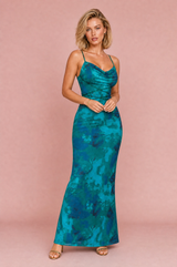 Vestido floral con espalda descubierta