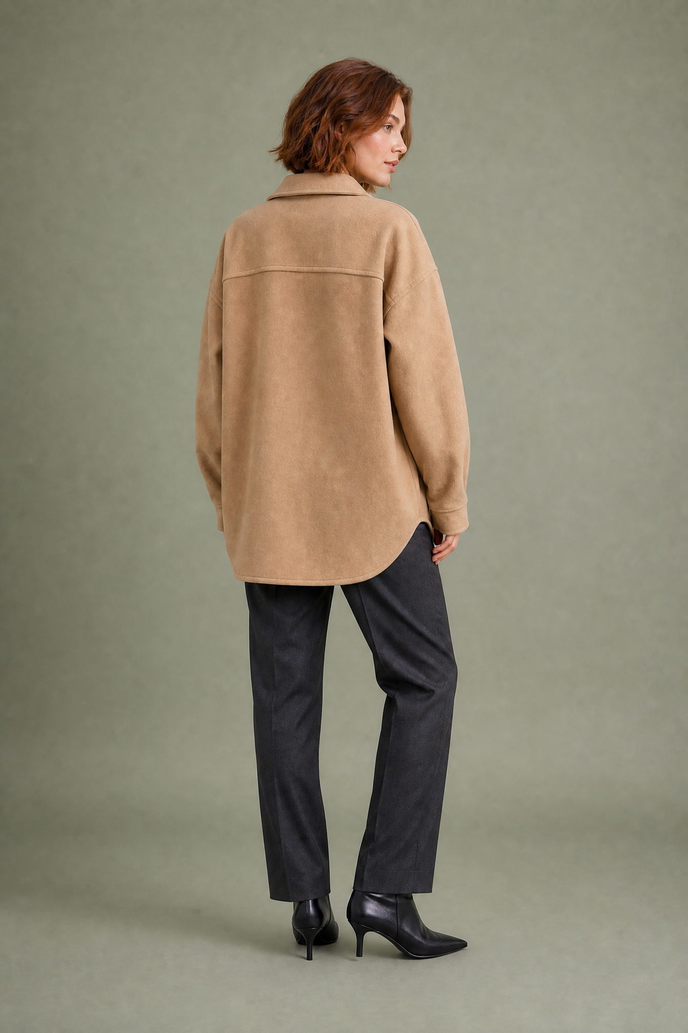 Manteau mi-long ample à revers | Vue de dos | Lounelle Paris