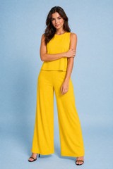 Conjunto de pantalón ancho fluido