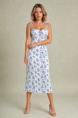 Vestido floral ajustado de espalda abierta