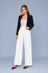 Pantalón plisado de tiro alto y pernera ancha