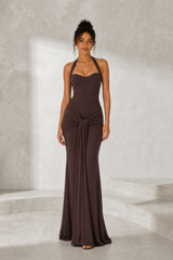 Vestido largo halter espalda descubierta con lazada