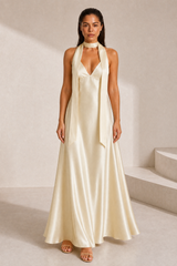 Robe champagne satinée dos nu