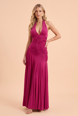 Vestido largo de cuello halter con espalda descubierta