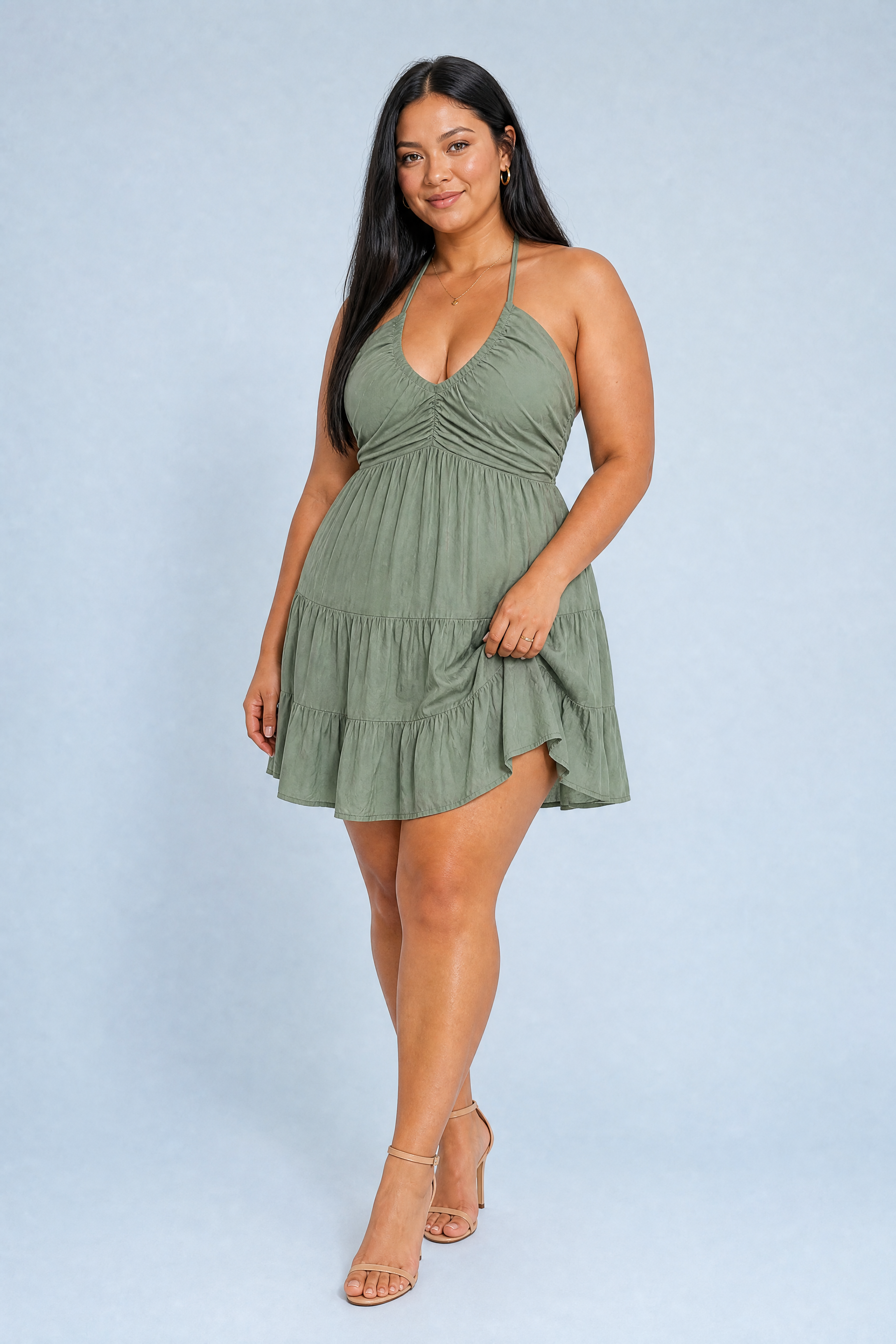 Robe col en U dos nu | Porté sur une silhouette plus ronde | Lounelle Paris