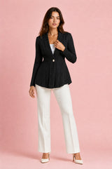 Chaqueta blazer texturizada ajustada