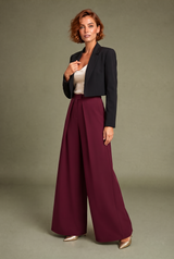 Pantalón ancho negro con pliegues delanteros