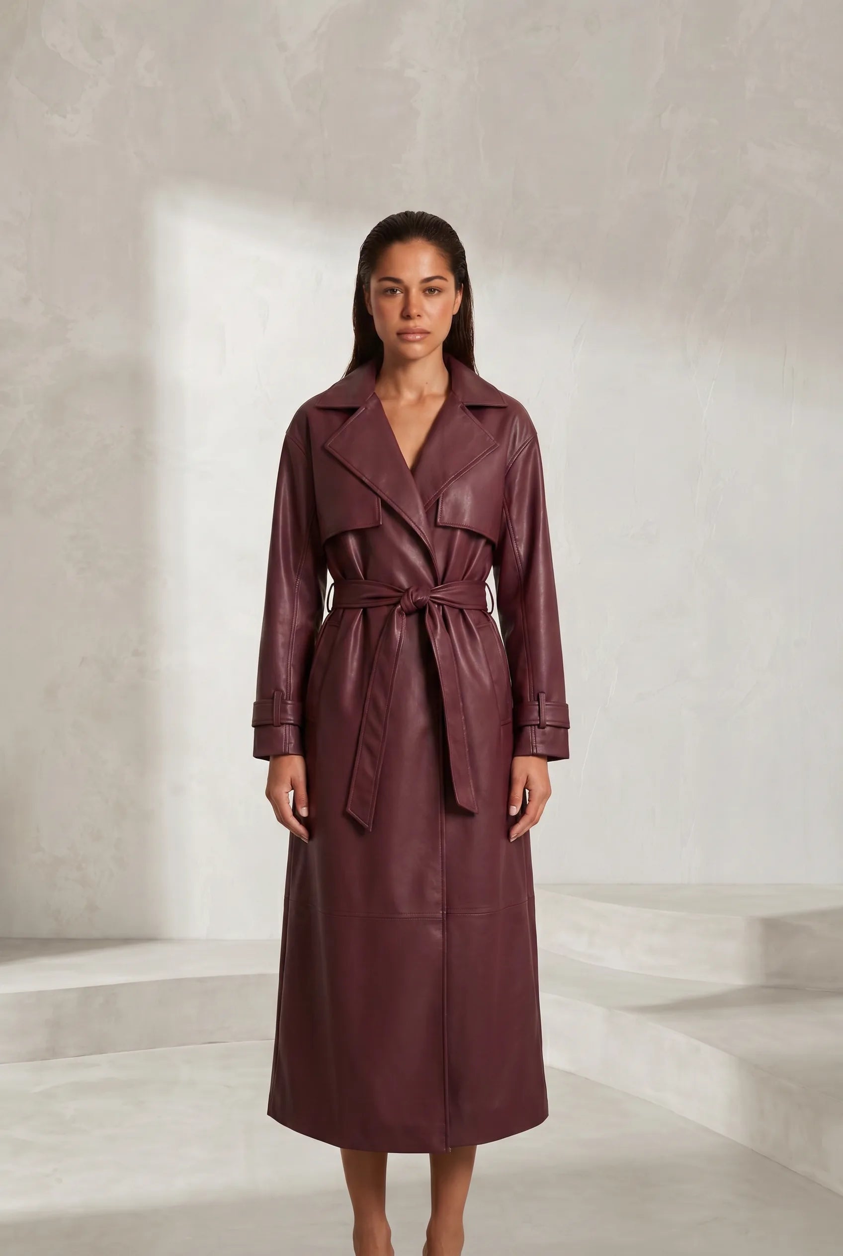Manteau long effet cuir ceinturé | Lounelle Paris