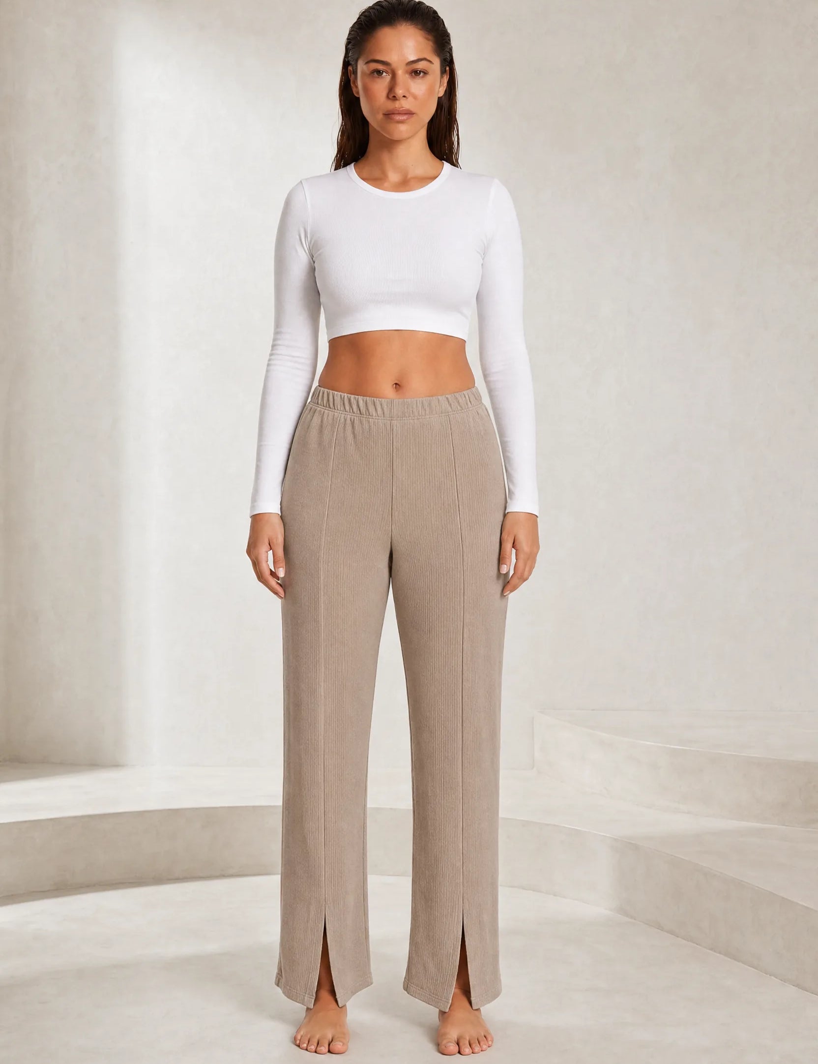 Pantalon beige taille haute fendu | Lounelle Paris