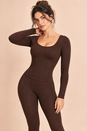 Combinaison-pantalon marron à décolleté rond et taille corset | Vue rapprochée | Lounelle Paris