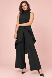 Ensemble pantalon noir fluide avec top sans manches à col montant | Porté sur une autre silhouette | Lounelle Paris