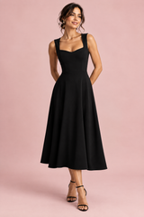 Vestido midi negro con escote corazón