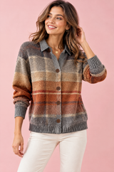 Cárdigan gris de cuadros con cuello