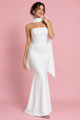Vestido blanco largo de fiesta palabra de honor con corte sirena