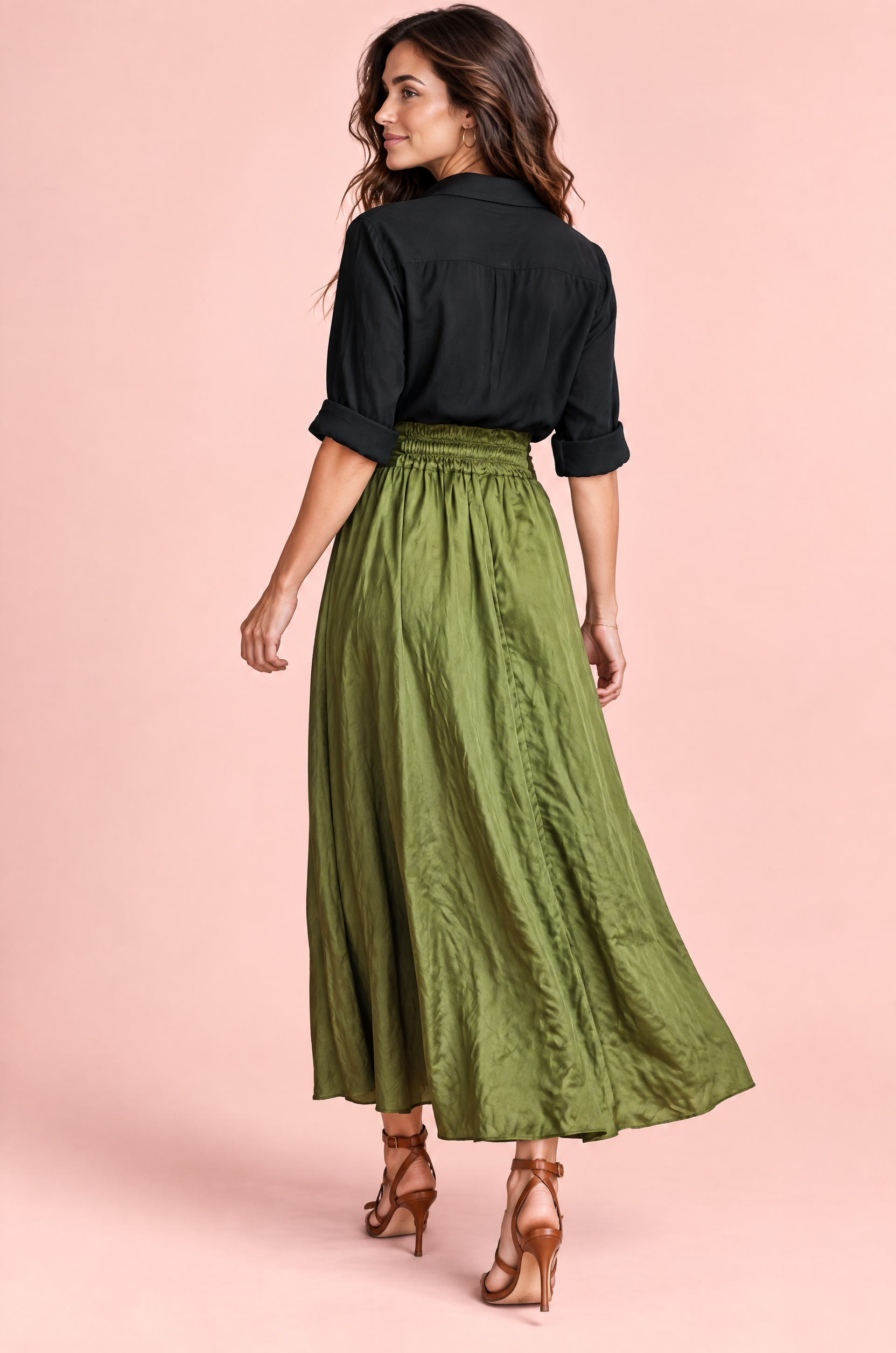 Ensemble chemise et jupe longue vert olive à taille nouée | Vue de dos | Lounelle Paris