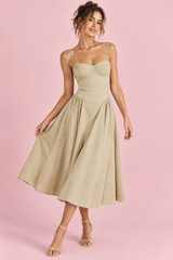 Vestido midi beige tipo bustier