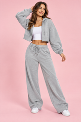 Conjunto gris de sudadera corta con cremallera
