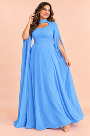 Robe longue bleu roi à encolure carrée et manches cape | Porté sur une autre silhouette | Lounelle Paris