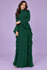Vestido largo verde con volantes y mangas acampanadas