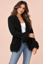 Gilet noir à franges | Vue rapprochée | Lounelle Paris