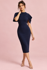 Vestido midi ajustado Berry con capa drapeada — Azul marino