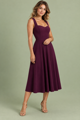 Vestido midi morado con escote corazón
