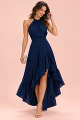 Vestido azul marino halter asimétrico con volantes