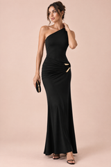 Vestido largo de satén negro de un solo hombro y espalda descubierta