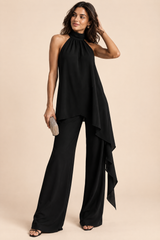 Conjunto fluido negro de pantalón y top sin mangas