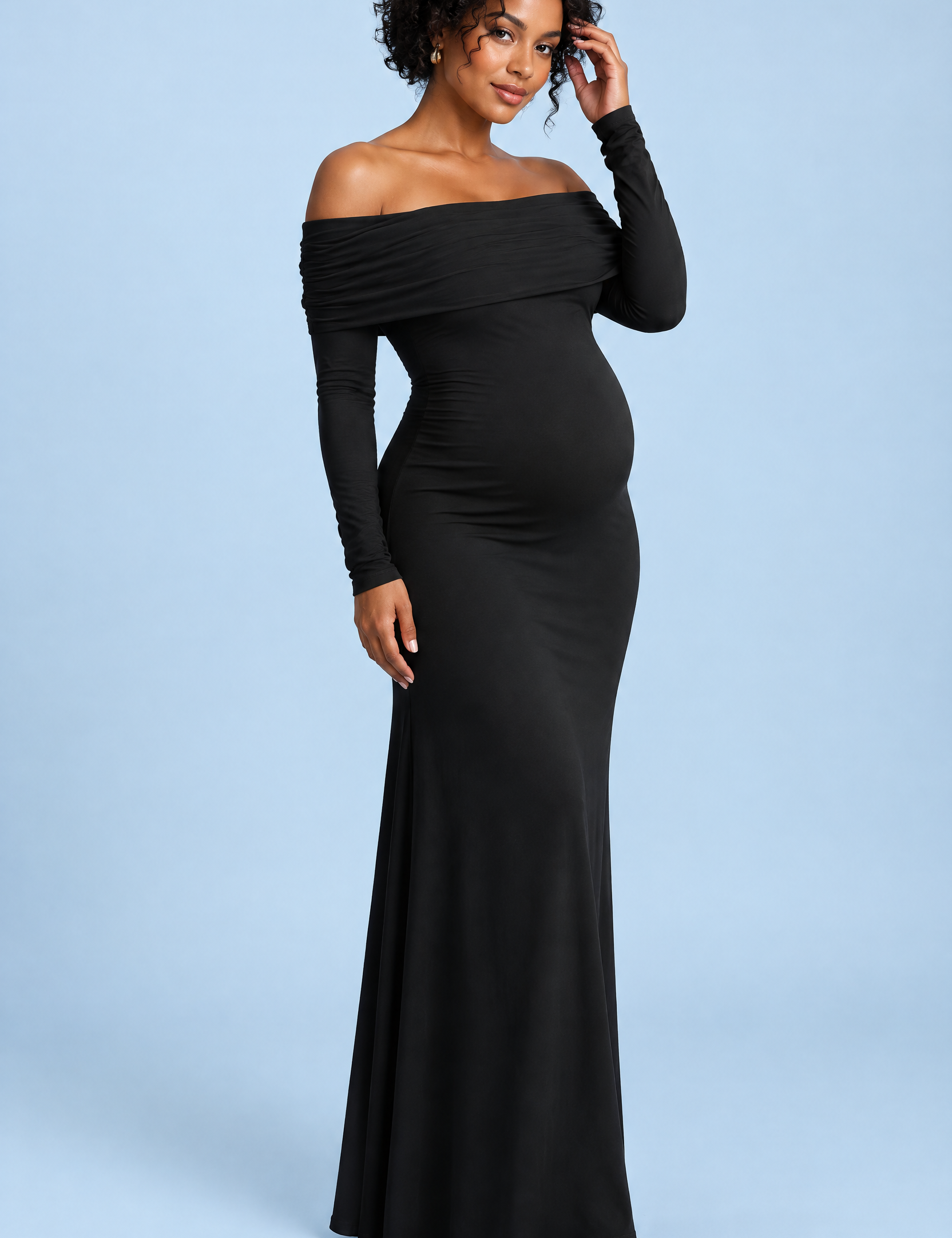 Robe longue de grossesse noire en résille froncée à col Bardot | Vue de face | Lounelle Paris