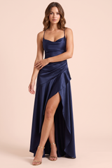 Vestido azul marino asimétrico de satén