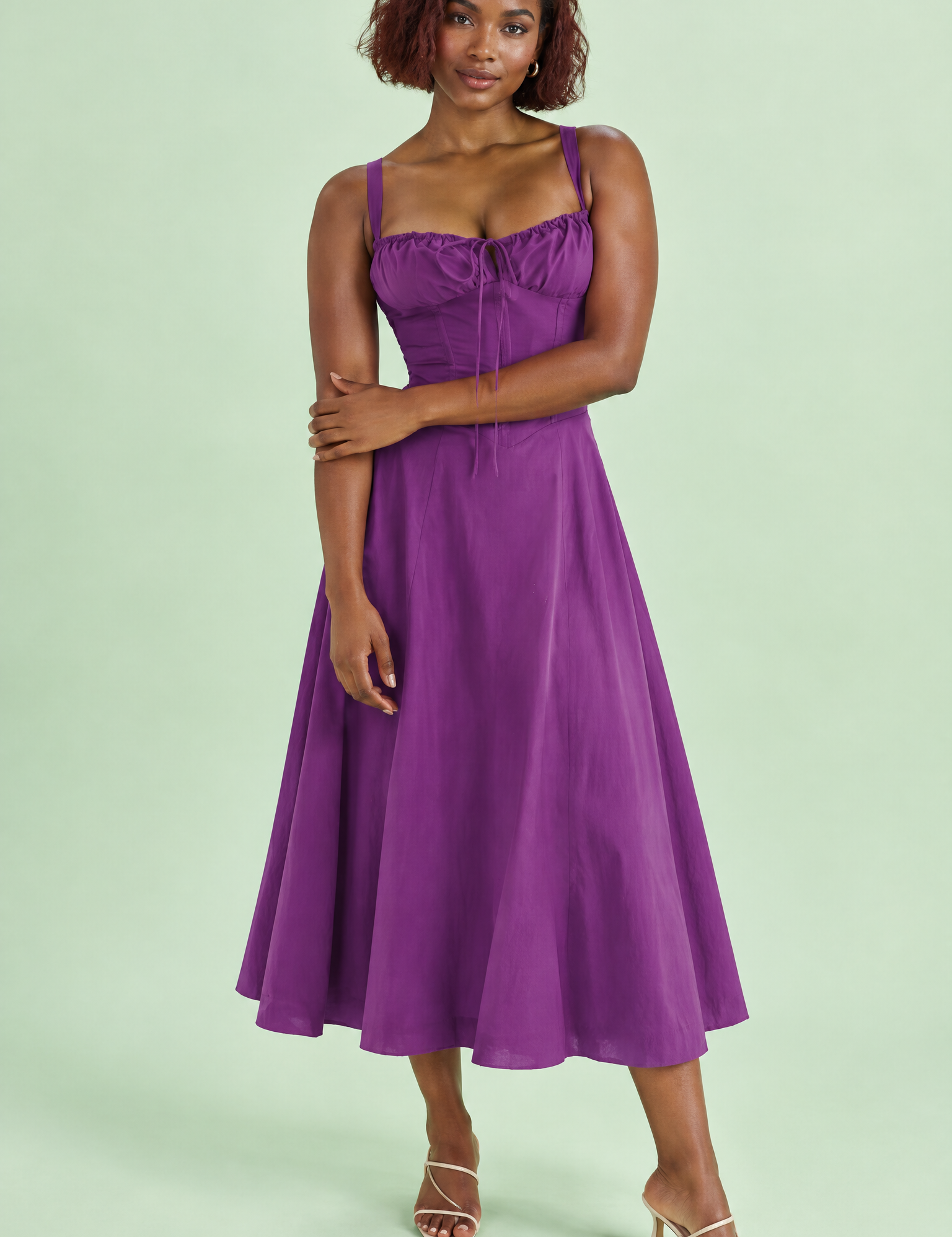 Robe midi violette à coupe trapèze et encolure carrée | Vue de face | Lounelle Paris