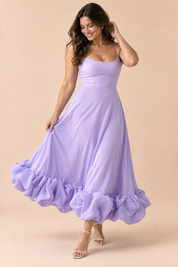 Robe midi lilas évasée à bas volanté | Porté sur une autre silhouette | Lounelle Paris