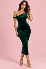 Vestido largo asimétrico de terciopelo verde oscuro con detalle retorcido