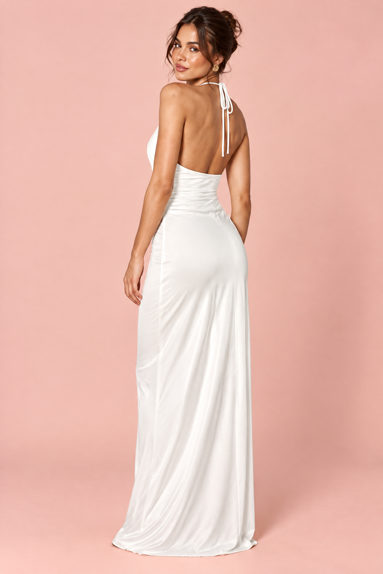 Robe longue blanche froncée à encolure américaine | Vue de dos | Lounelle Paris
