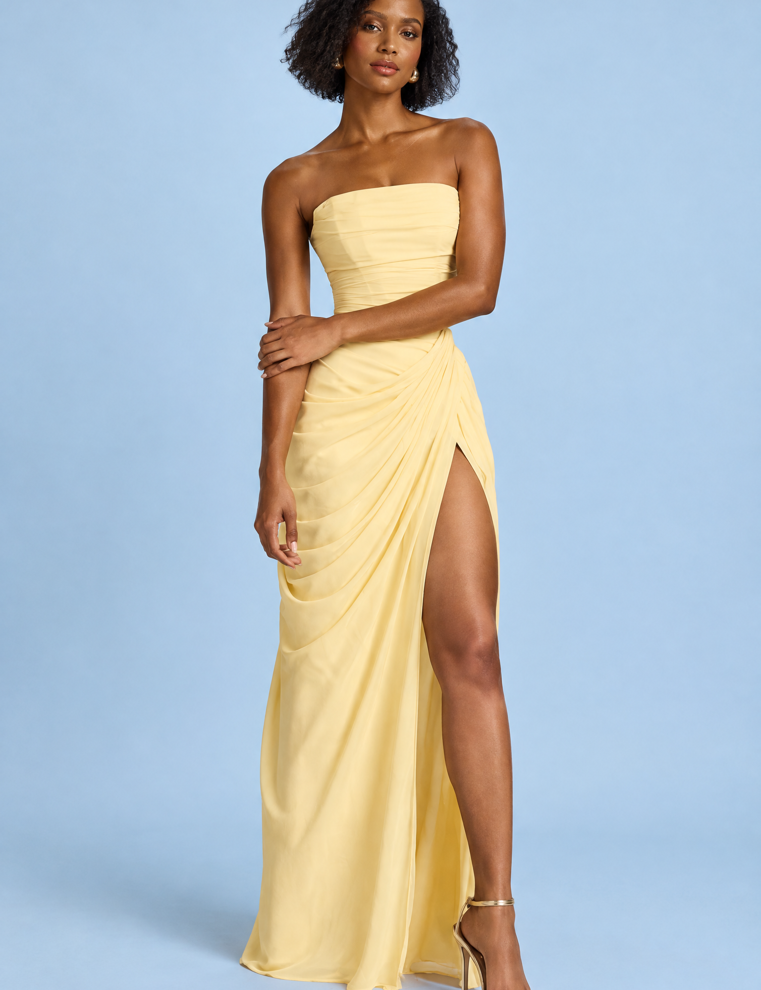 Robe longue jaune froncée sans bretelles | Vue de face | Lounelle Paris